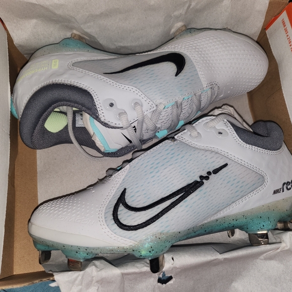 Nike Shoes Nib Nike Womens Hyperdiamond 4 Elite Metal Fastpitch